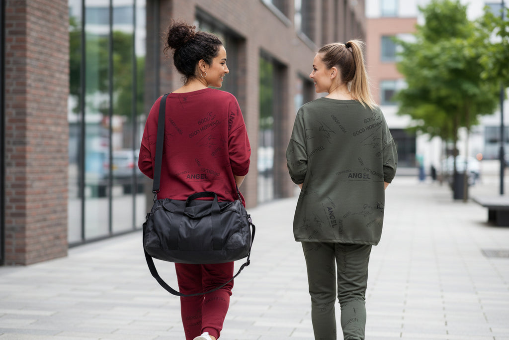 Sportanzug 2 Teiler mit Schrift