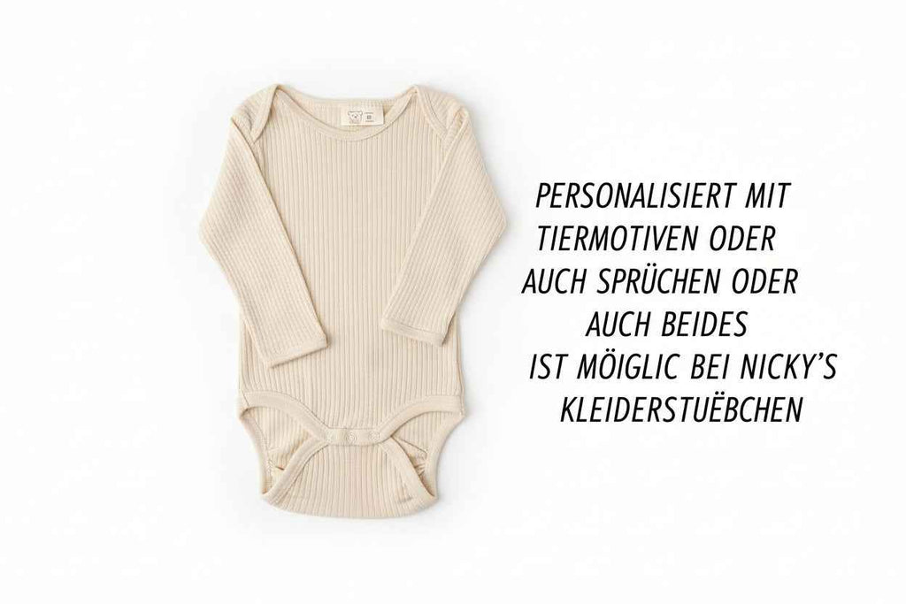 Personalisierte Baby-Bodys in vielen Farben, und jedes kann mit Sprüchen oder Motiven hergestellt werden. - Nicky's Kleiderstuebchen